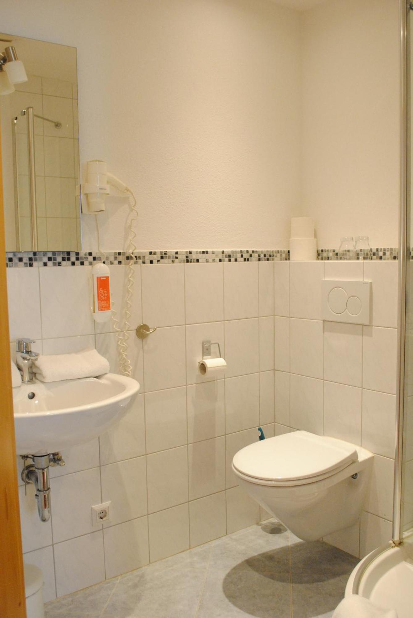 Hotel Zum Breiterle Rothenburg ob der Tauber Room photo