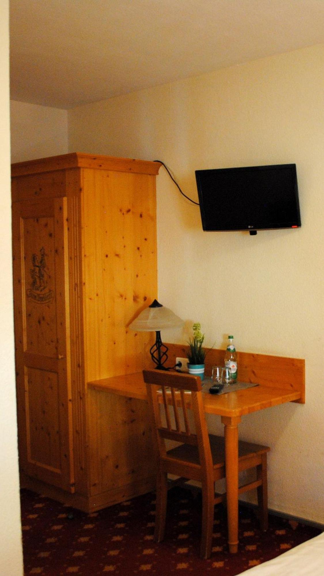 Hotel Zum Breiterle Rothenburg ob der Tauber Room photo