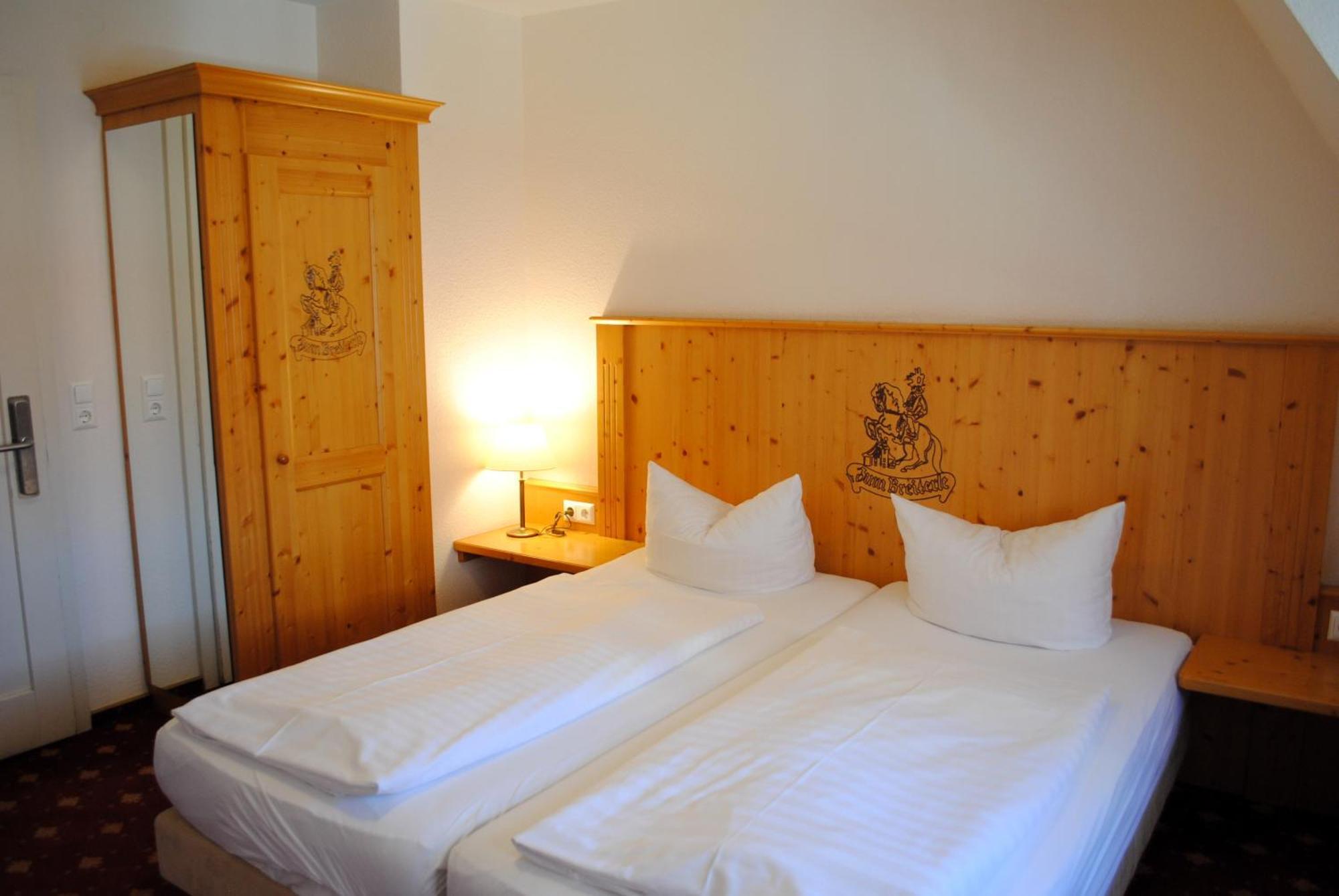 Hotel Zum Breiterle Rothenburg ob der Tauber Room photo