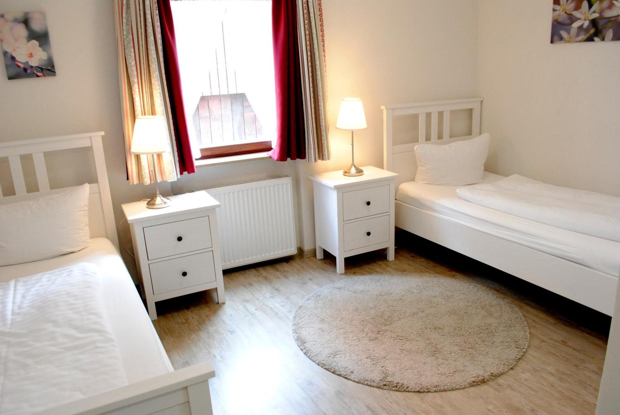 Hotel Zum Breiterle Rothenburg ob der Tauber Room photo