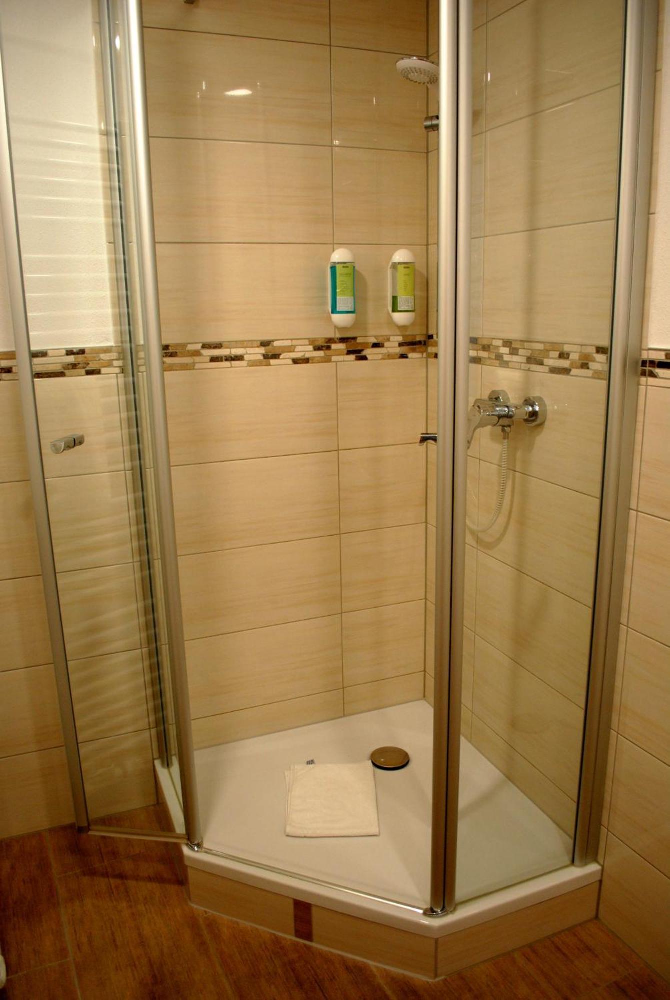 Hotel Zum Breiterle Rothenburg ob der Tauber Room photo