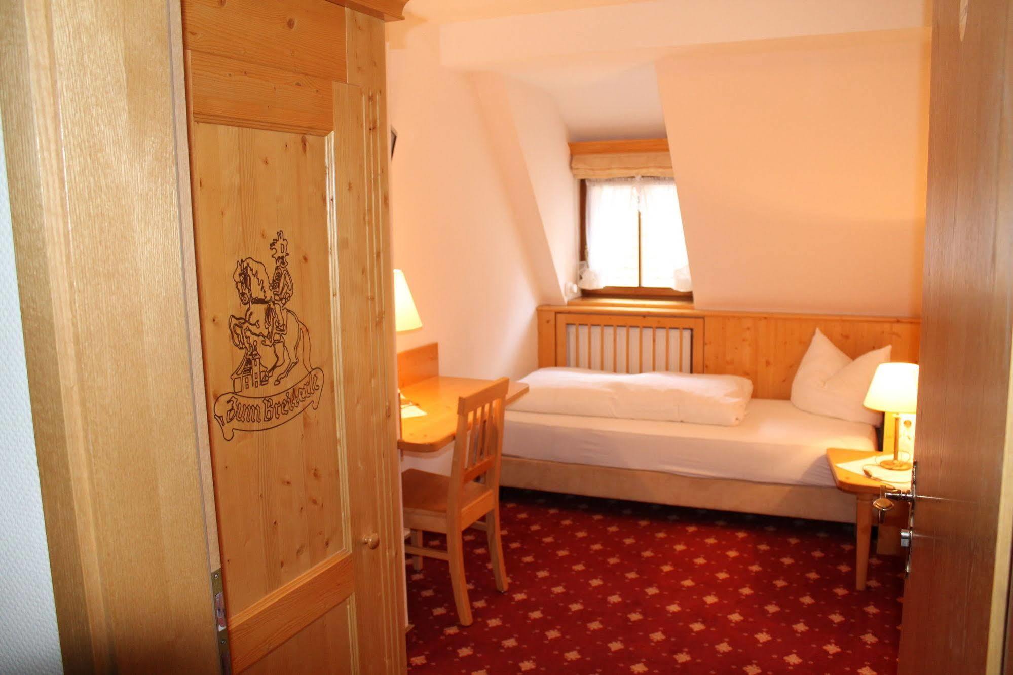 Hotel Zum Breiterle Rothenburg ob der Tauber Exterior photo
